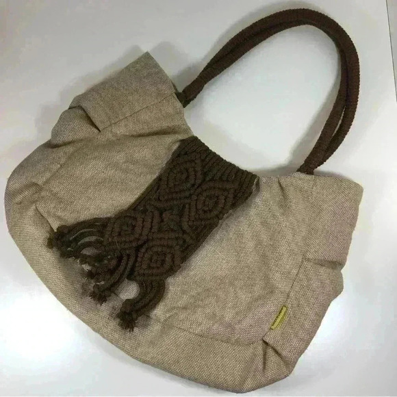 Retro  look fabric and macrame handbag from Green Lawn - Picture 1 of 9